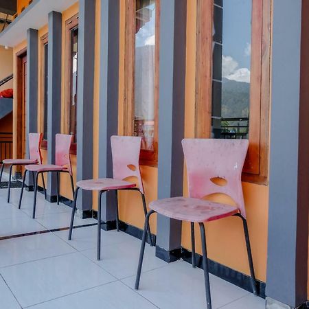 Oyo 1351 Tanggulasi Resto & Residence Syariah Magetan Exteriér fotografie