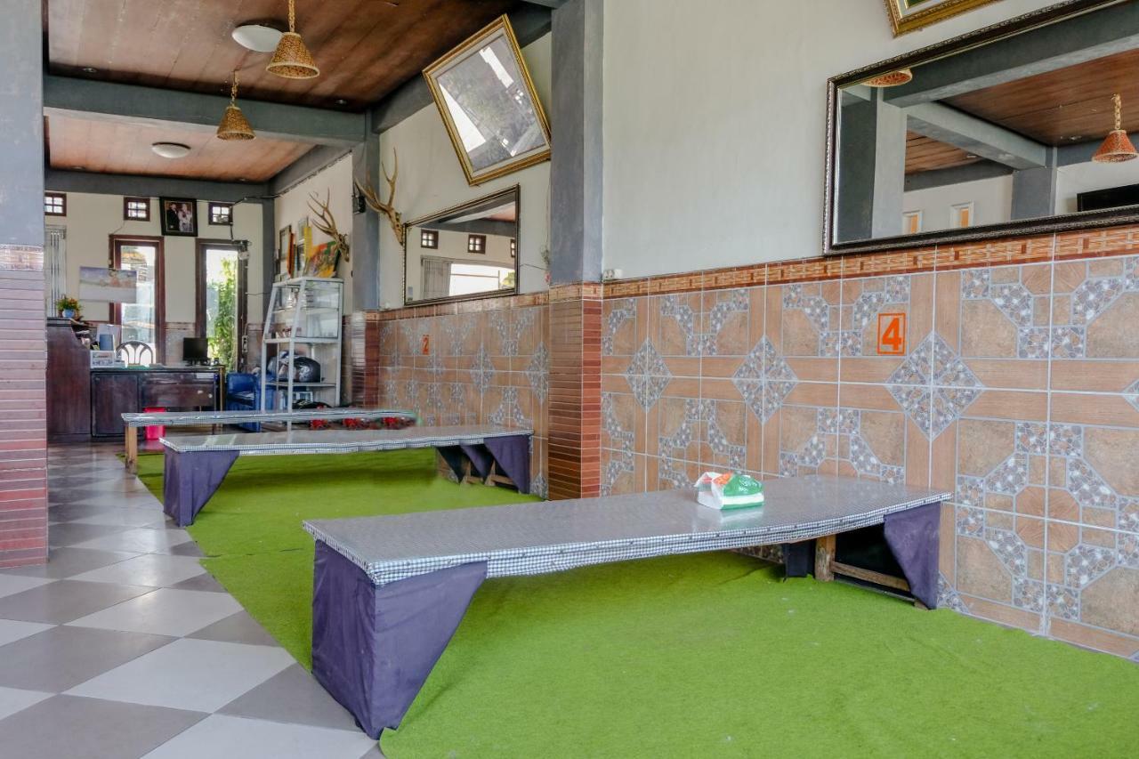 Oyo 1351 Tanggulasi Resto & Residence Syariah Magetan Exteriér fotografie